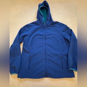 L.L. Bean Women's Blue Polartec Hooded Zip up Jacket, Large.